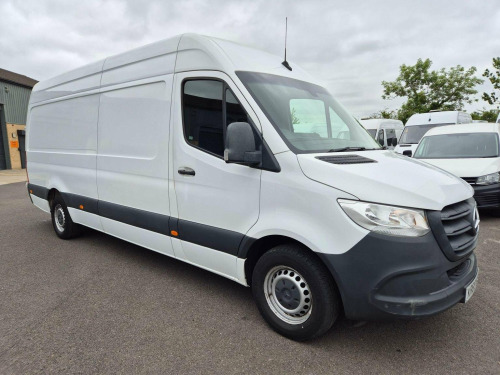 Mercedes-Benz Sprinter  2.1 316 CDI RWD L3 H2 Euro 6 5dr
