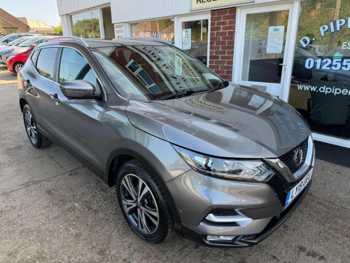 Nissan Qashqai  1.3 DIG-T N-Connecta Euro 6 (s/s) 5dr