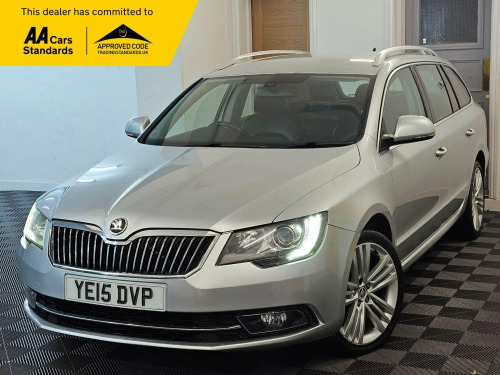 Skoda Superb  2.0 TDI Elegance Euro 5 (s/s) 5dr