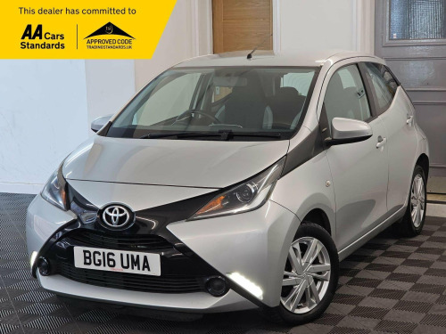 Toyota AYGO  1.0 VVT-i x-play Euro 6 5dr