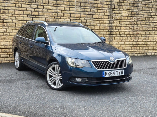 Skoda Superb  2.0 TDI Elegance DSG 4WD Euro 5 (s/s) 5dr