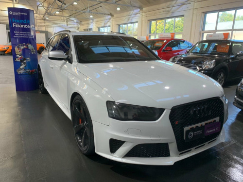 Audi RS4 Saloon  4.2 FSI V8 S Tronic quattro Euro 5 5dr