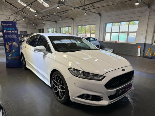 Ford Mondeo  2.0 TDCi Titanium Powershift Euro 6 (s/s) 5dr