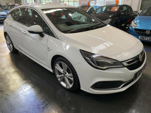 Vauxhall Astra  1.6 CDTi ecoTEC BlueInjection SRi VX Line Nav Euro 6 5dr