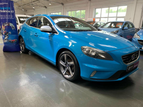 Volvo V40  1.6 D2 R-Design Euro 5 (s/s) 5dr