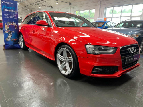 Audi A4 Avant  2.0 TDI S line Multitronic Euro 5 (s/s) 5dr