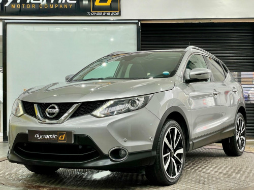 Nissan Qashqai  1.5 dCi Tekna 2WD Euro 5 (s/s) 5dr