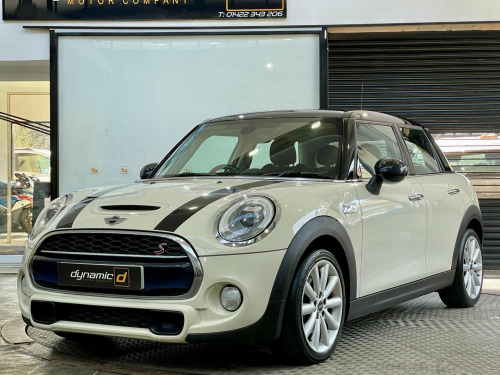 MINI Hatch  2.0 Cooper SD Euro 6 (s/s) 5dr
