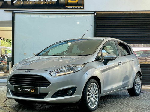 Ford Fiesta  1.0T EcoBoost Titanium Euro 5 (s/s) 5dr