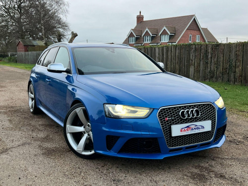 Audi RS4 Saloon  4.2 FSI V8 S Tronic quattro Euro 5 5dr