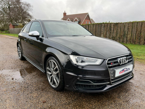 Audi S3  2.0 TFSI S Tronic quattro Euro 6 (s/s) 3dr