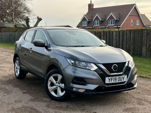 Nissan Qashqai  1.3 DIG-T Acenta Premium Euro 6 (s/s) 5dr