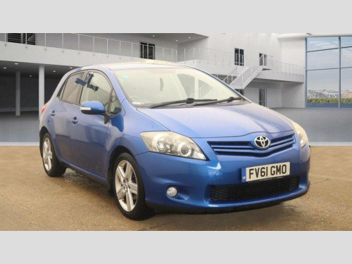 Toyota Auris  1.6 V-Matic SR Euro 5 5dr