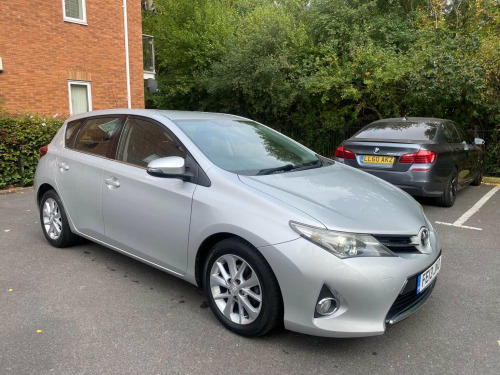 Toyota Auris  1.33 Dual VVT-i Icon Euro 5 (s/s) 5dr