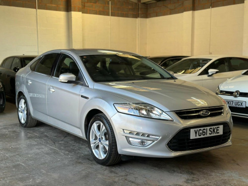 Ford Mondeo  2.0 Titanium Euro 5 5dr
