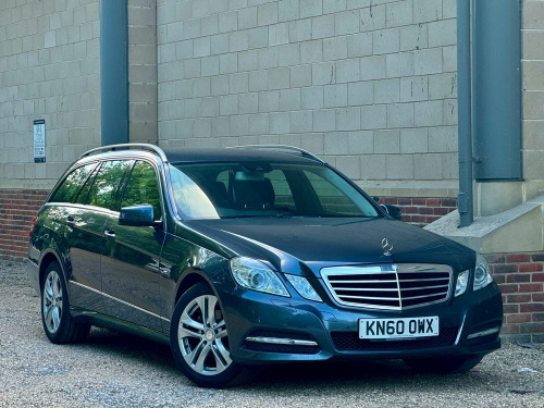 Mercedes-Benz E-Class E200 1.8 E200 CGI BlueEfficiency Avantgarde Tiptronic Euro 5 5dr