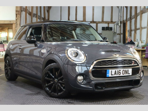 MINI Hatch  2.0 Cooper S Auto Euro 6 (s/s) 3dr