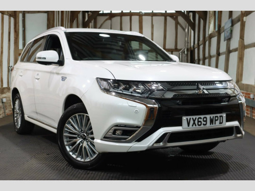 Mitsubishi Outlander  2.4h TwinMotor 13.8kWh Exceed Safety CVT 4WD Euro 6 (s/s) 5dr