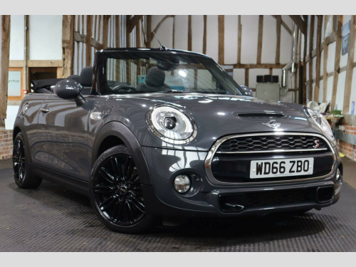 MINI Convertible  2.0 Cooper S Auto Euro 6 (s/s) 2dr