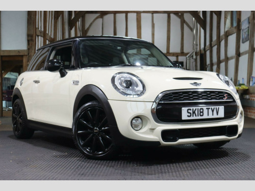 MINI Hatch  2.0 Cooper S Steptronic Euro 6 (s/s) 3dr