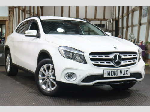 Mercedes-Benz GLA-Class GLA200 1.6 GLA200 SE (Executive) Euro 6 (s/s) 5dr
