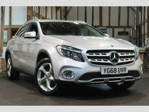 Mercedes-Benz GLA-Class GLA200 1.6 GLA200 Sport (Executive) Euro 6 (s/s) 5dr