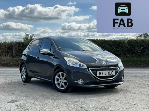 Peugeot 208  1.2 VTi PureTech Style Euro 6 5dr