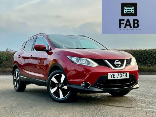 Nissan Qashqai  1.2 DIG-T N-Connecta XTRON 2WD Euro 6 (s/s) 5dr