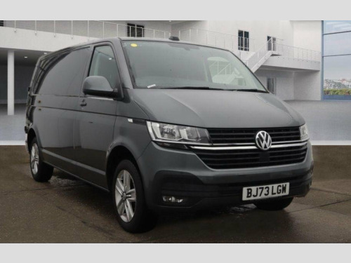 Volkswagen Transporter  2.0 TDI T32 Highline FWD LWB Euro 6 (s/s) 5dr