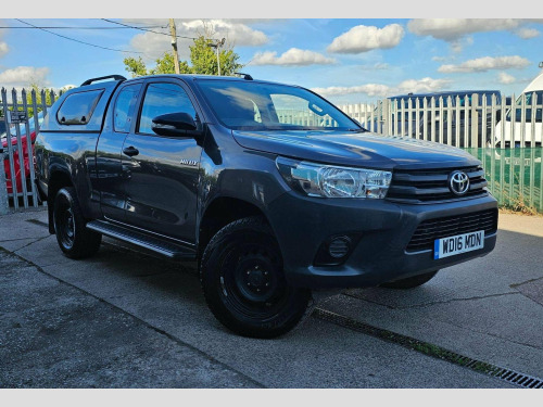 Toyota Hi-Lux  2.4 D-4D Active 4WD Euro 6 4dr (TSS)