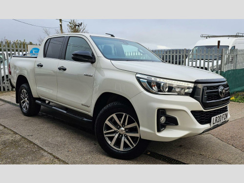 Toyota Hi-Lux  2.4 D-4D Invincible X Auto 4WD Euro 6 (s/s) 4dr (TSS) 