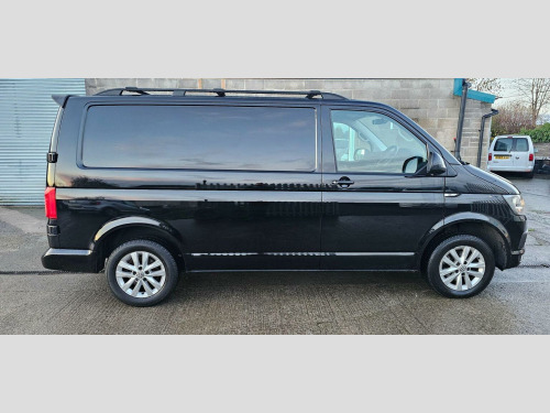 Volkswagen Transporter  2.0 TDI T30 Highline FWD SWB Euro 6 (s/s) 5dr 