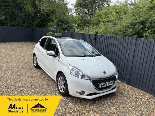Peugeot 208  1.2 VTi Style Euro 5 3dr
