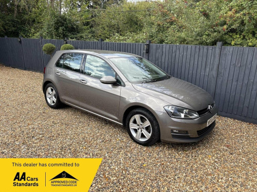 Volkswagen Golf  1.4 TSI BlueMotion Tech Match Euro 6 (s/s) 5dr