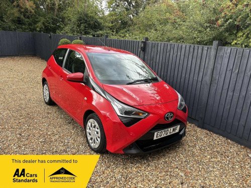 Toyota AYGO  1.0 VVT-i x-play Euro 6 5dr (Safety Sense)