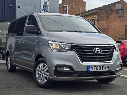Hyundai i800  2.5 CRDi SE Nav Euro 6 5dr