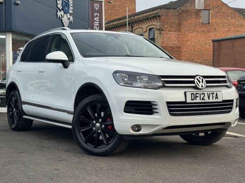 Volkswagen Touareg  3.0 TDI V6 BlueMotion Tech SE Tiptronic 4WD Euro 5 (s/s) 5dr