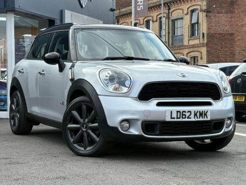 MINI Countryman  2.0 Cooper SD ALL4 Euro 5 (s/s) 5dr