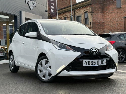 Toyota AYGO  1.0 VVT-i x-play Euro 5 5dr Euro 5 