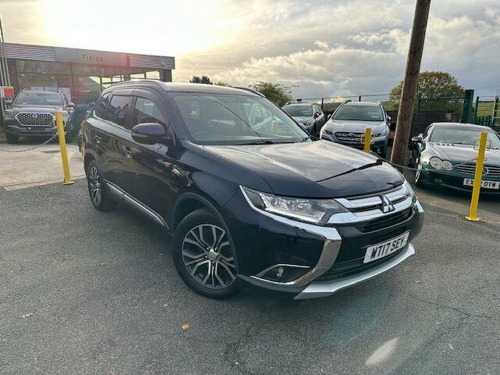 Mitsubishi Outlander  2.2 DI-D 4 4WD Euro 6 (s/s) 5dr