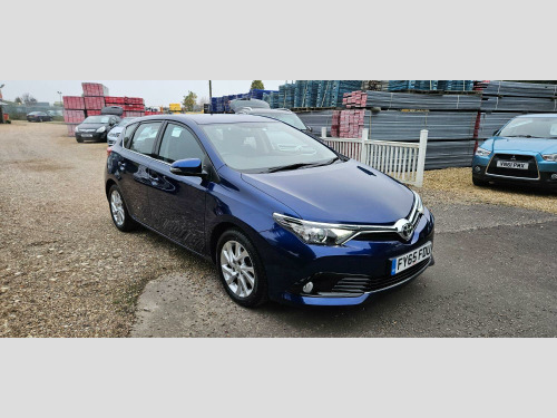 Toyota Auris  1.2 VVT-i Icon Automatic