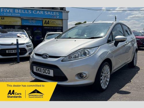 Ford Fiesta  1.4 TDCi DPF Titanium 5dr