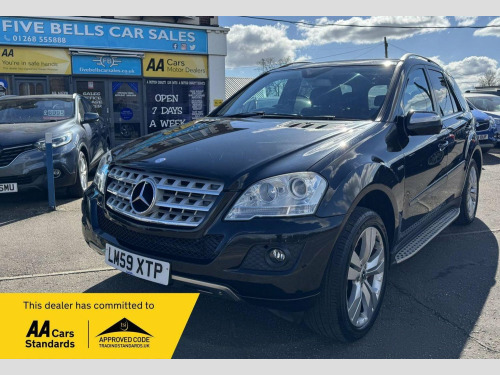 Mercedes-Benz M-Class ML300 3.0 ML300 CDI V6 BlueEfficiency Sport Tiptronic 4WD Euro 4 5dr