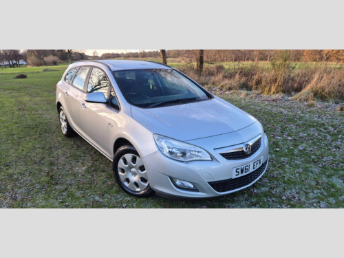 Vauxhall Astra  1.7 CDTi ecoFLEX Exclusiv Sports Tourer Euro 5 5dr