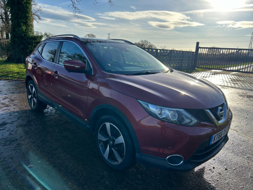 Nissan Qashqai  1.2 DIG-T N-Connecta 2WD Euro 6 (s/s) 5dr