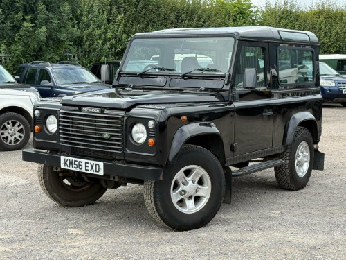 Land Rover 90  2.5 TD5 County 3dr (6 Seats)