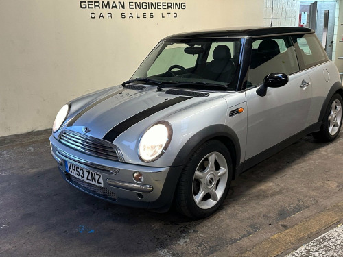 MINI Hatch  1.6 Cooper CVT Euro 3 3dr