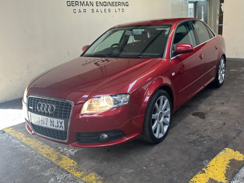 Audi A4  2.0 TDI S line CVT 4dr