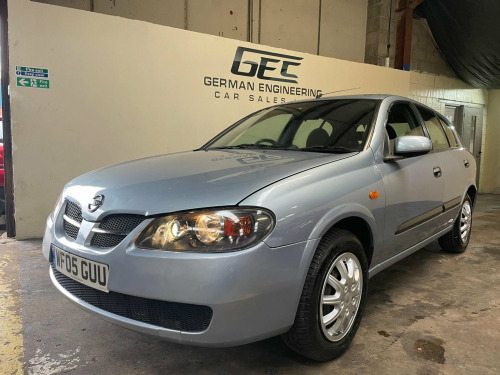 Nissan Almera  1.8 SE 5dr