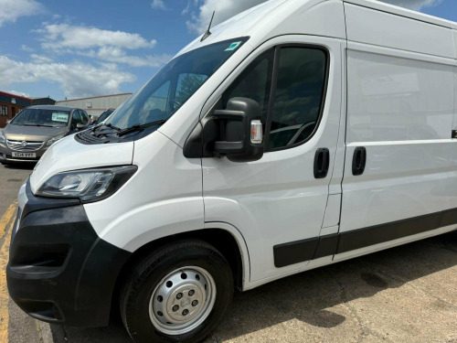 Peugeot Boxer  2.2 BlueHDi 435 Professional L3 H2 Euro 6 (s/s) 5dr